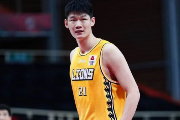 周琦和胡金秋谁的进步更大?